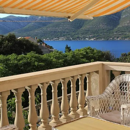 Natasa Medvinjak Apartment Korcula Town